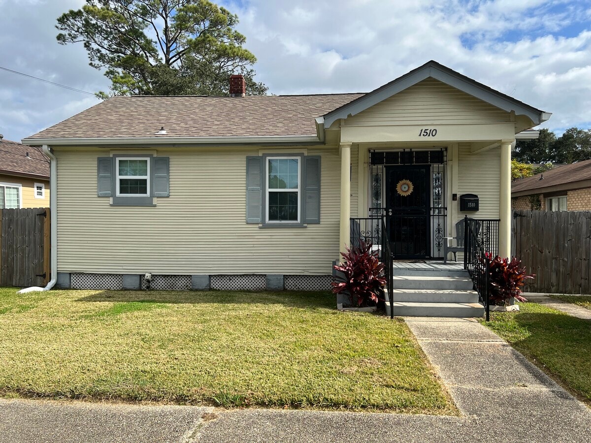 Photo - 1510 Sumner St