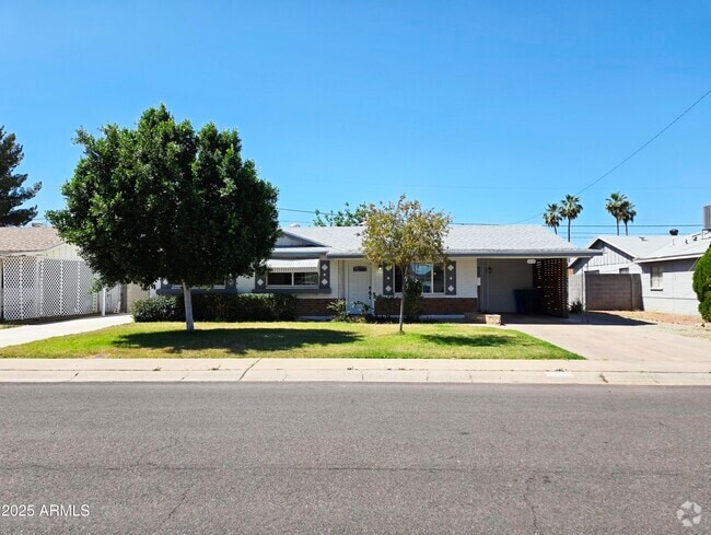 Building Photo - 3039 W Bloomfield Rd Rental