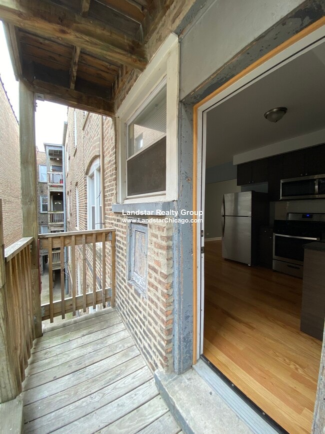 Photo - 1637 W Pratt Blvd Unit 1