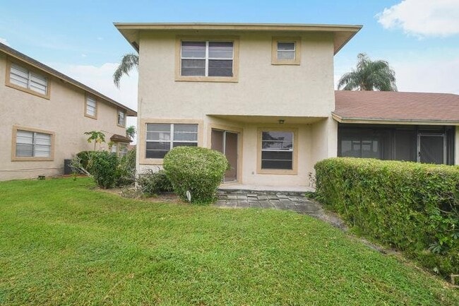 Photo - 1475 Lake Mango Way