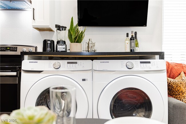 Photo - 522 E St Louis Ave Unidad 5