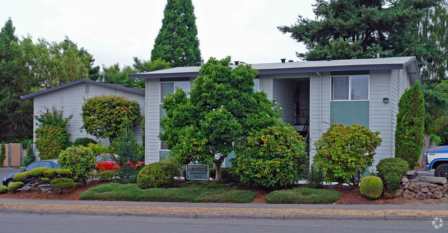 Building Photo - Lennick Court Apartments