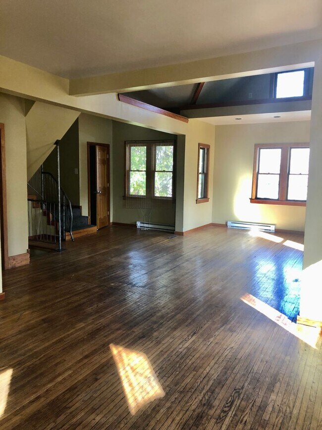 Photo - 507 Oak St Unit 2
