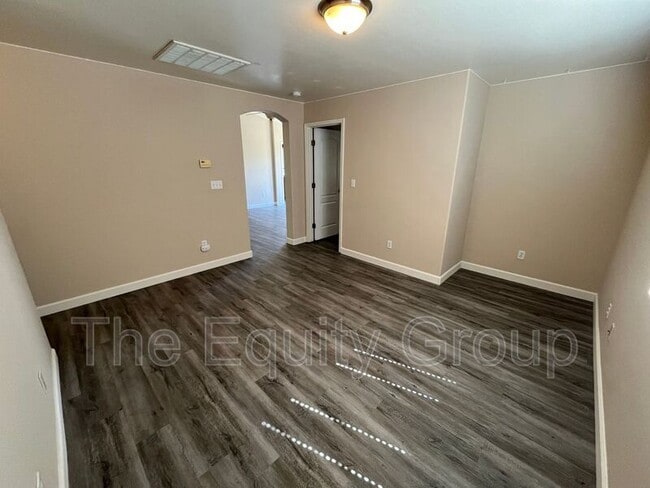 Photo - 1737 W Median Ave