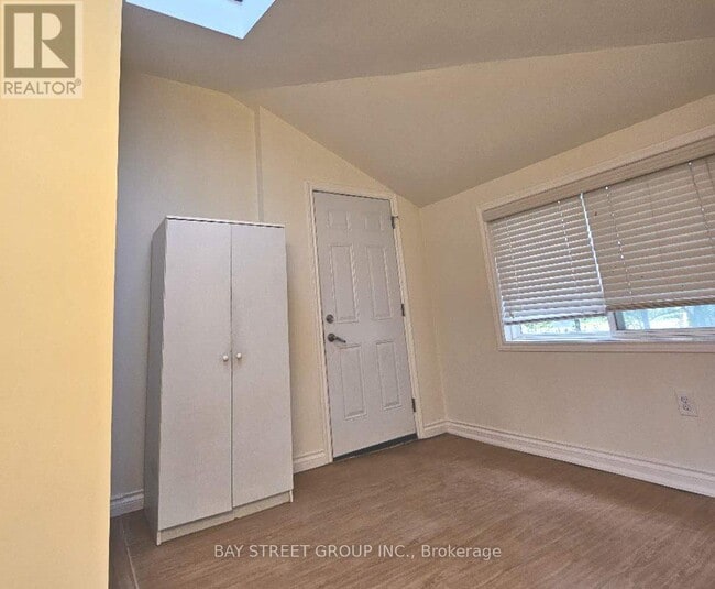Photo - 36 Grandview Ave