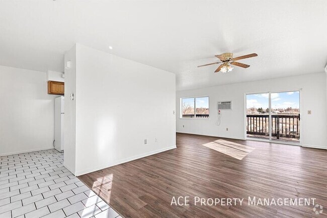 Building Photo - 720 Mallow St Unit 2 Rental