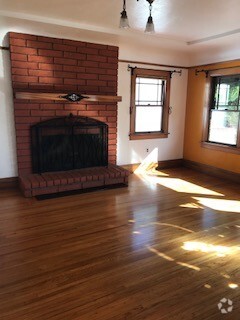 Building Photo - 453 D St Rental