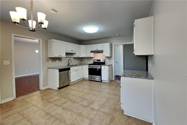 Photo - 4880 Camberbridge Dr