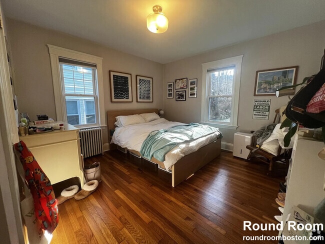 Building Photo - 24 Ridgemont St Unit 2 Rental