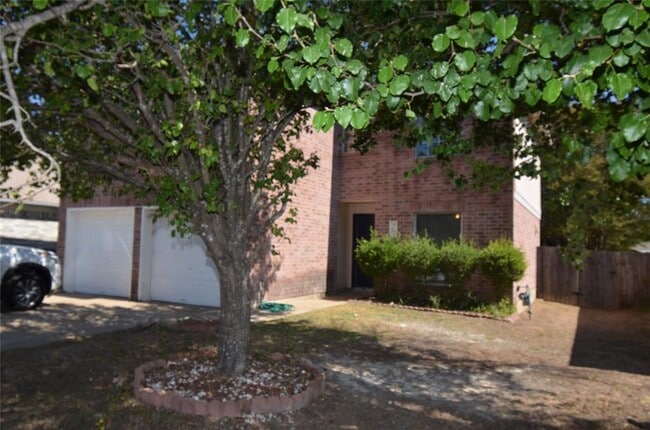 Photo - 1109 Acanthus St