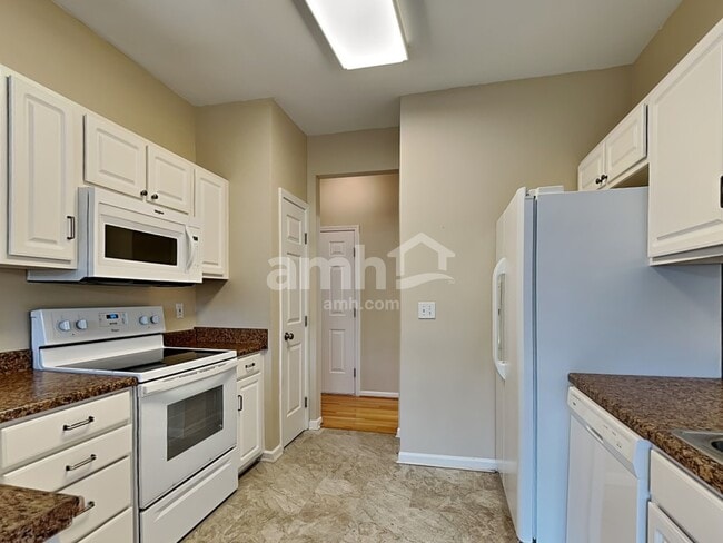 Photo - 25 Bellows Falls Dr