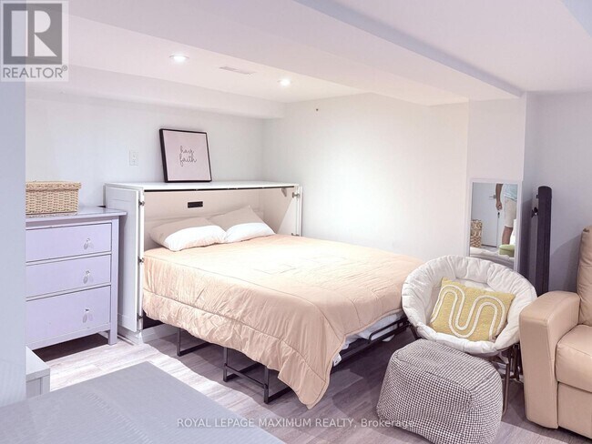 82 Calvington Dr