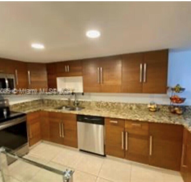 Photo - 567 NW 98th Ave
