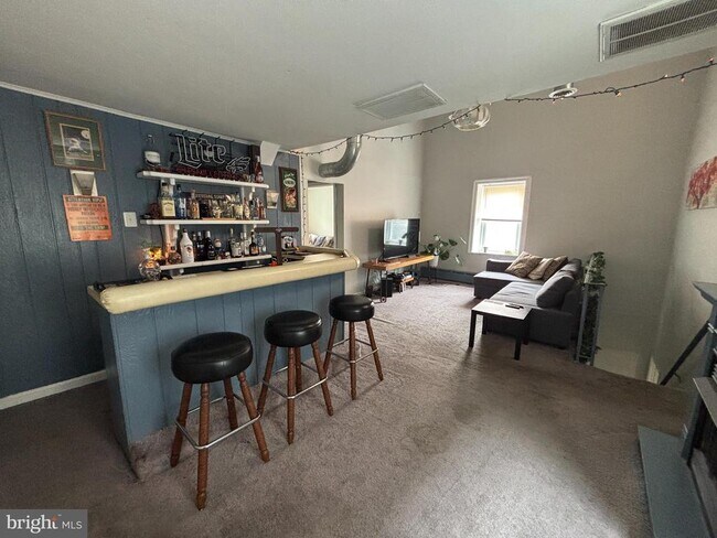 Photo - 112 Grape St