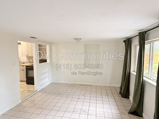 Photo - 776 27th Ave N Unit 2