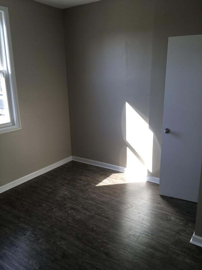 $800/ 2br - 800ft2 - Recently Remodeled!!!... - $800/ 2br - 800ft2 - Recently Remodeled!!!... House