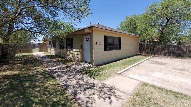 Building Photo - 4110 Unit B Rental
