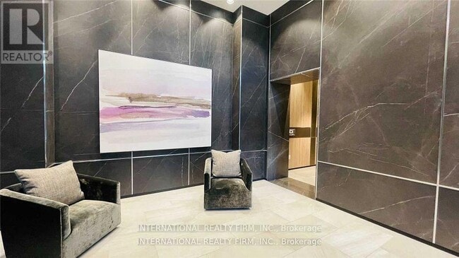 Photo - 5 Mabelle Ave Unité 1933