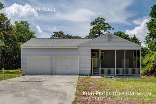 Photo - 1203 Burnett Rd House