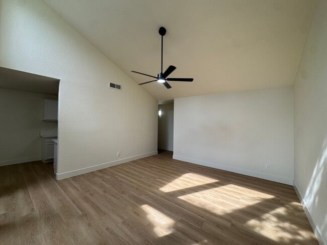 Photo - 5965 E Shields Ave