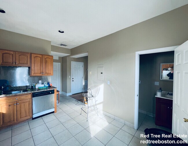 Photo - 19 Highgate St