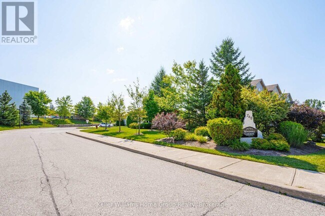 Photo - 760 Woodhill Dr