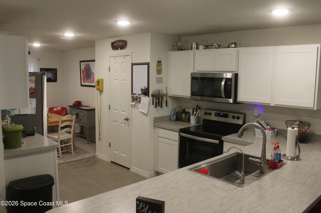 Photo - 3230 Halden Ave SE