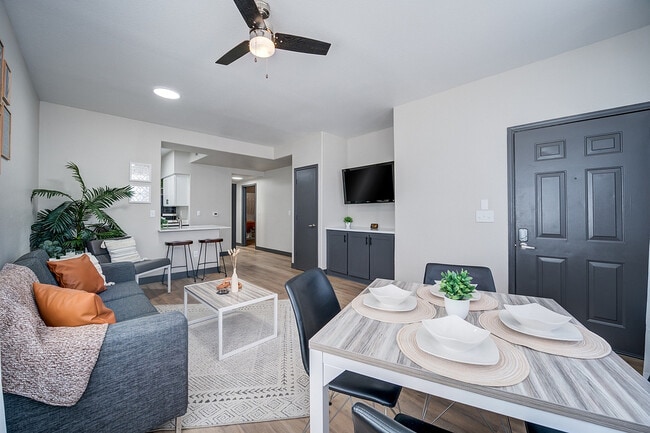 Gateway at Tempe - Lease by the bed
