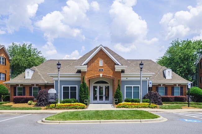 Casa club abierta las 24 horas - Bexley Square at Concord Mills