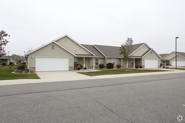 Briarwood Apartments and Villas