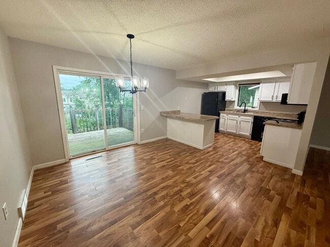 Building Photo - 4108-4108 E Jelinek Ave Unit 4108