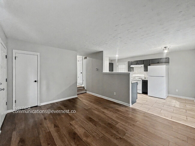 Photo - 4624 Sunnybrook St