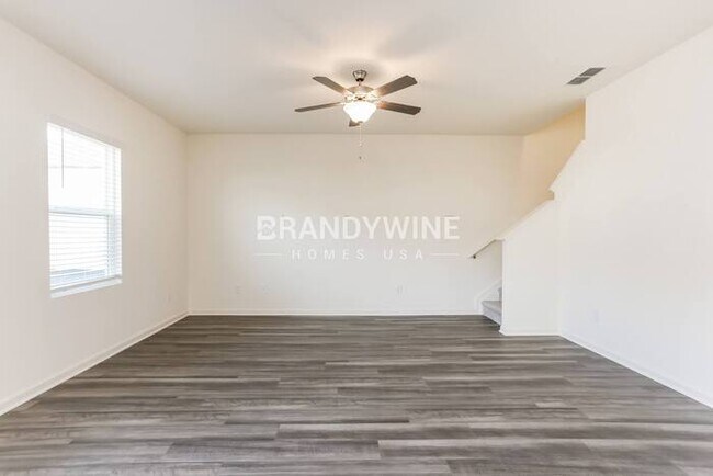 Photo - 63 Rowlett Pl