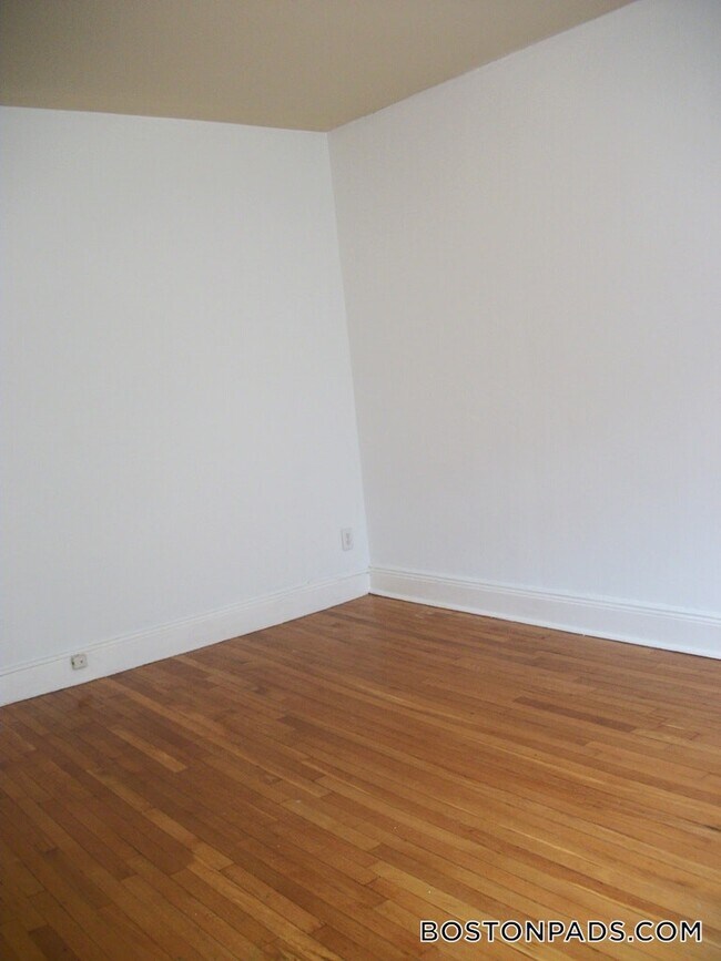 Photo - 137 Park Dr Unit 14