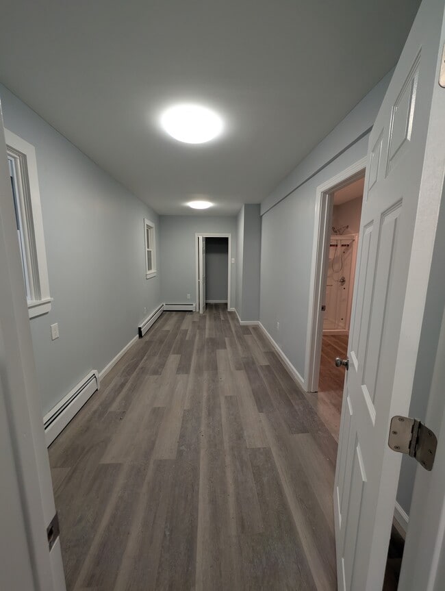 Photo - 27 W Notre Dame St Unit 1st Floor Front Apt