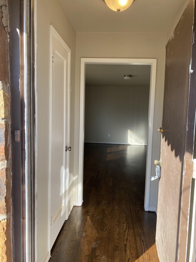 Photo - 561 E Indian Dr