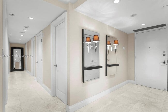 Photo - 19667 Turnberry Way Unit 14E