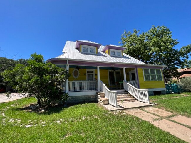 Photo - 704 E Hopkins St