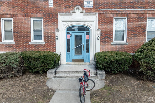 22 Evergreen Ave