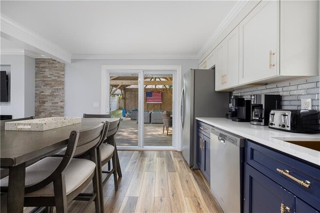 Photo - 29 Canterbury Dr