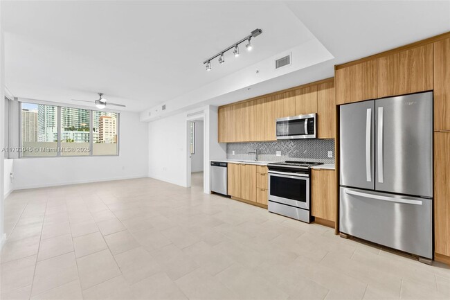 Photo - 2150 N Bayshore Dr Apartment Unit 0210