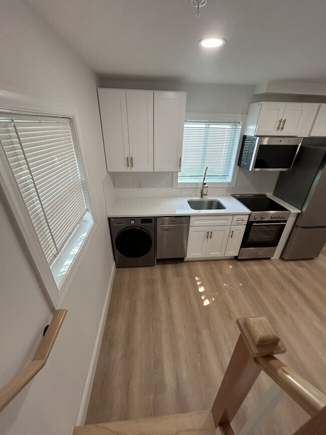 29 Carver St