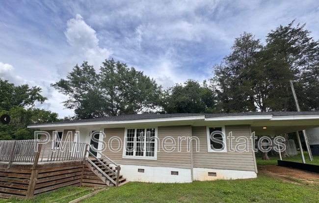 Building Photo - 110 Stone Creek Dr