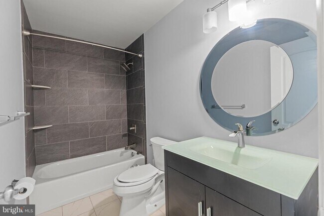 Building Photo - 81 Willow Ct