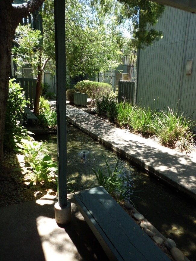Photo - 1036 Oak Grove Rd Unidad 1036 Oak Grove Rd #77