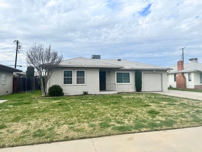 Building Photo - Single Family Home