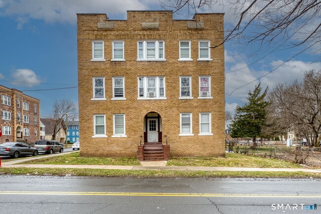 Photo - 152 Oak St Unidad 3S