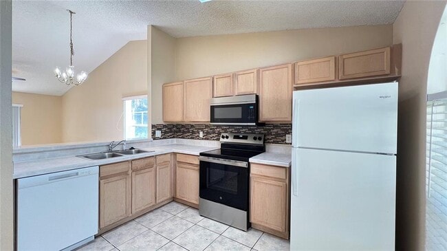 1547 Oak Hill Trail