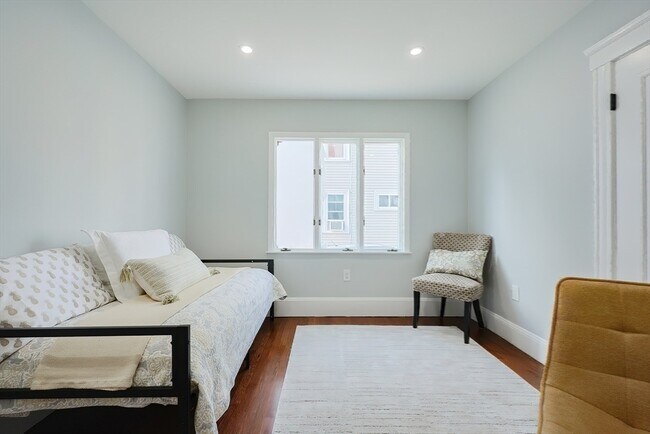 Photo - 111 Sharon St Unit 1