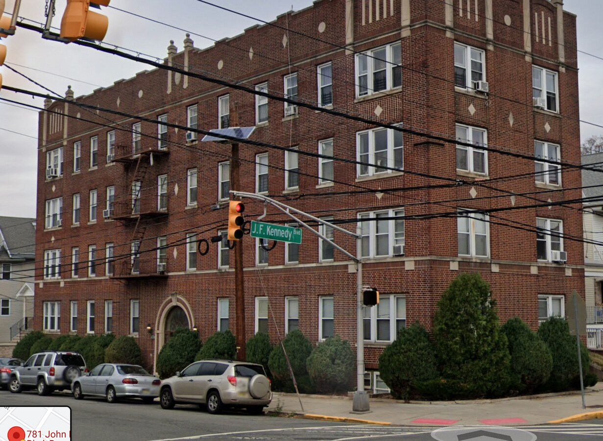 Photo - 781 John F. Kennedy Blvd Apartments